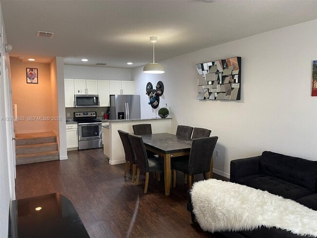 Photo - 3202 Cupid Pl