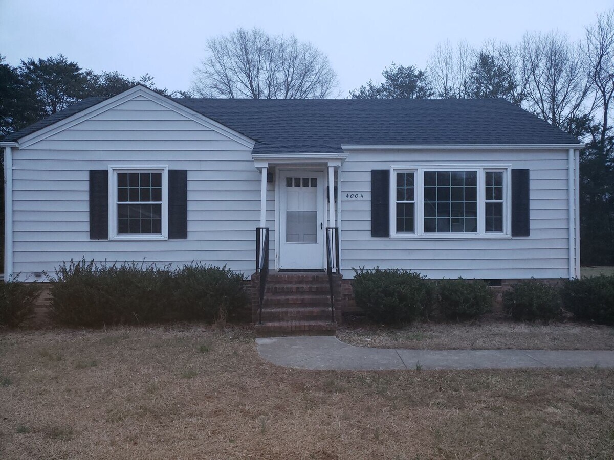 ***3 BR House Convenient to Pisgah Church Rental House Rental in
