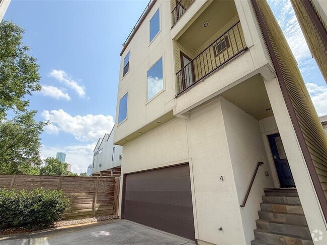 Building Photo - 1005 Bingham St Rental