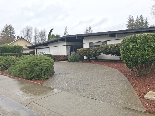 Building Photo - 4217 American River Dr Rental