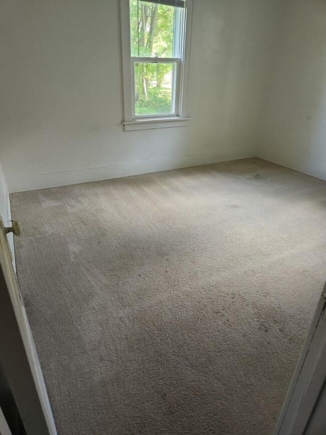 Building Photo - 527 S Michigan Ave Unit 527 S. Michigan Ave- Apt #3