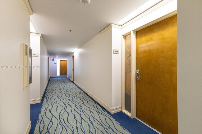 Photo - 7601 E Treasure Dr Unit 1621