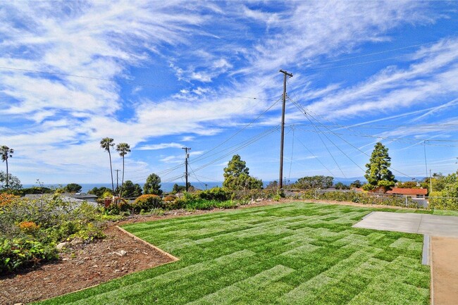 Panoramic ocean views - 28845 Briarhurst Dr House