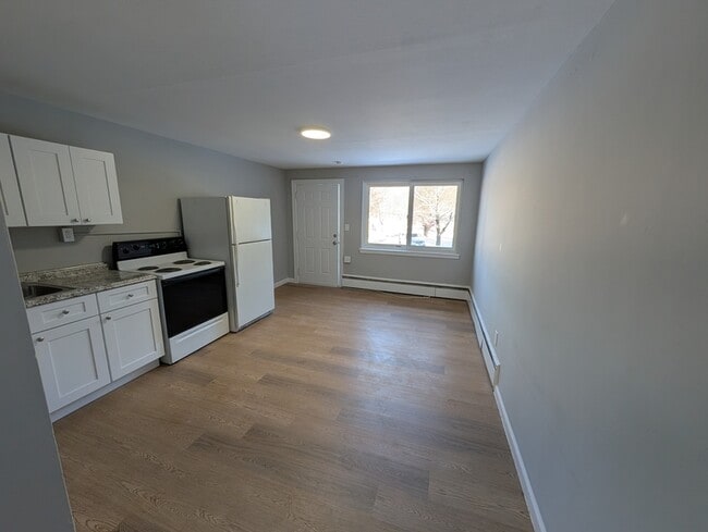 Photo - 1113 Portland-Cobalt Rd