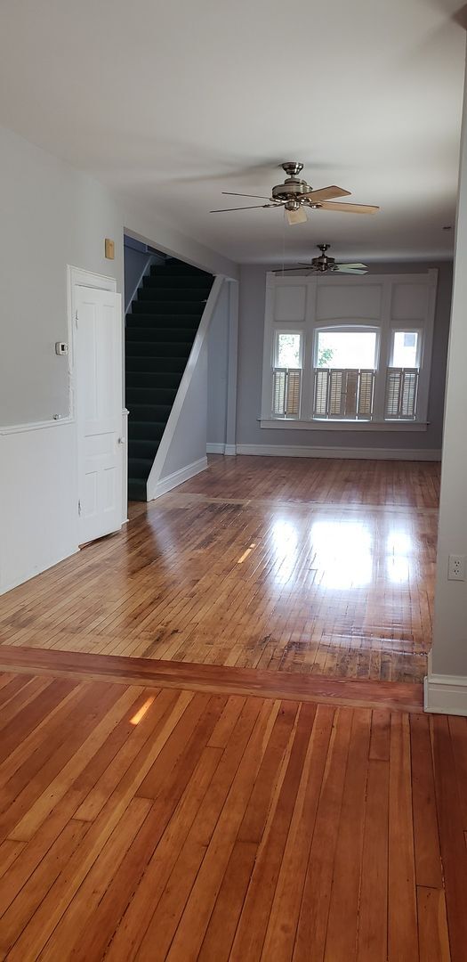 Photo - 2113 W Charleston St Unidad 613 - #2