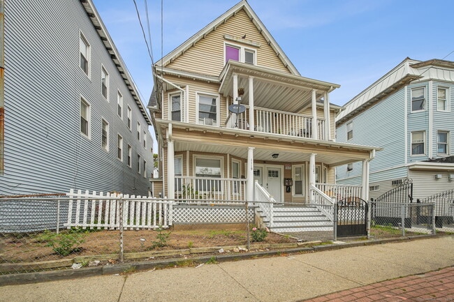 Photo - 1119 Stratford Ave Apartamento