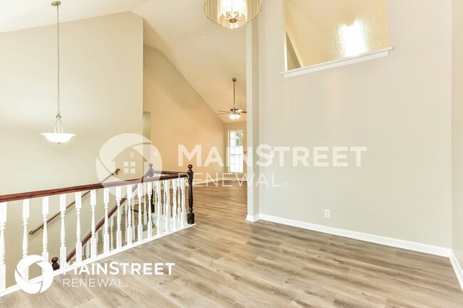 Photo - 904 Conway Ln