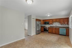 Photo - 924 Poplar Dr