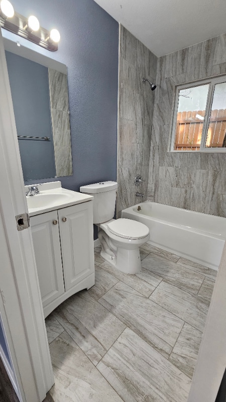 Photo - 903 Boggs Pl Unit B