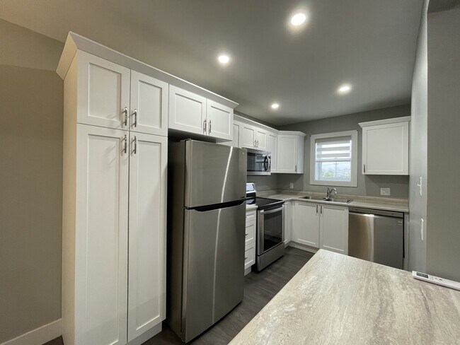 Photo - 20 Parks St Unit 4