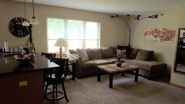 Photo - 2821 26th St NW Unit 302