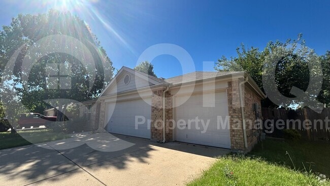 Building Photo - 3003 Elderberry Dr Rental