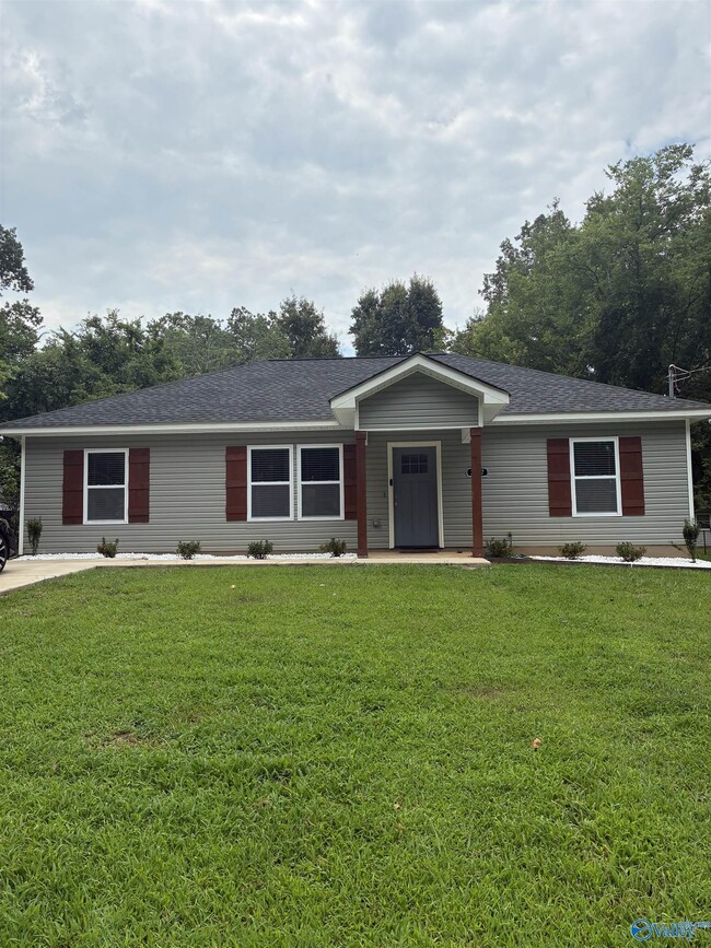 Building Photo - 2117 Atkins Dr NW Rental