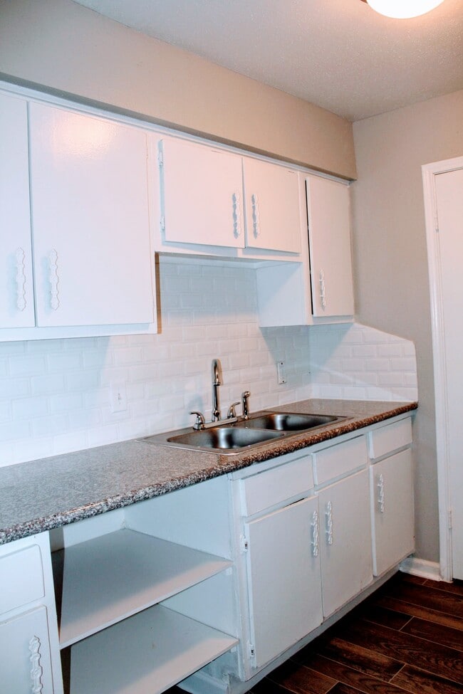 Photo - Northwest Corners