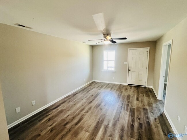 1807 Graymont Ln SW