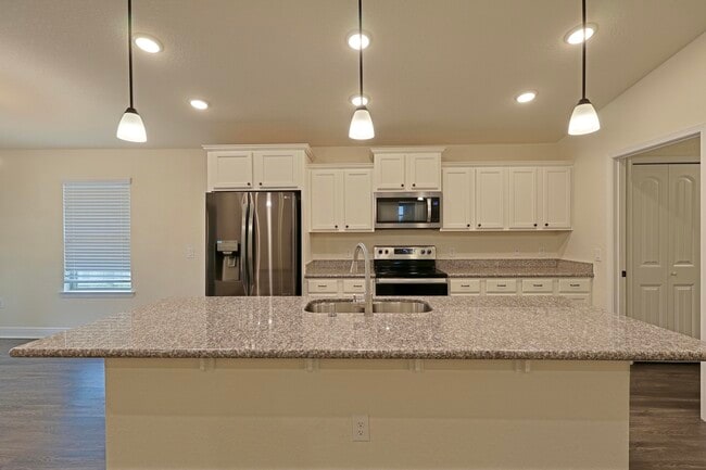 Photo - 6114 Redberry Dr