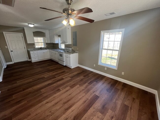 Photo - Available NOW! Cute home on 0.75 acres!
