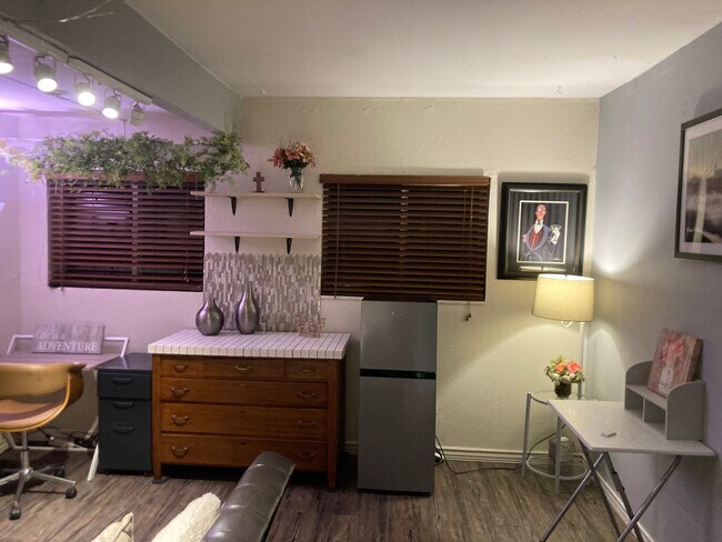 Photo - 3020 San Andreas Dr