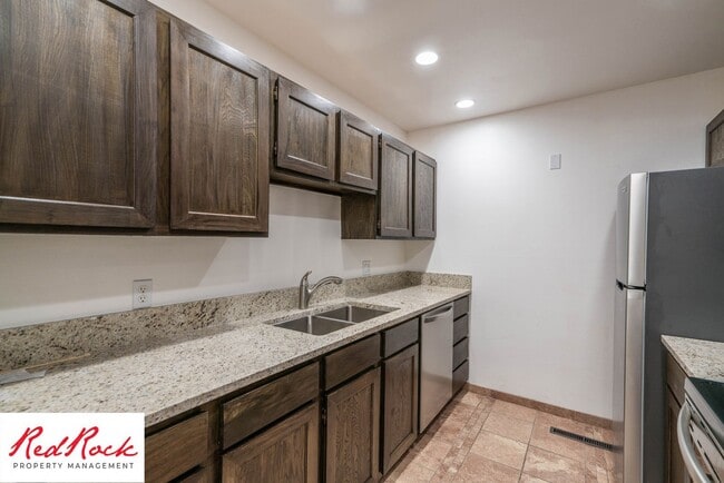 Photo - 2 Bedroom Condo in a Prime Location! Unidad 45