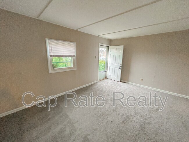 Photo - 3210 E 12th Ave