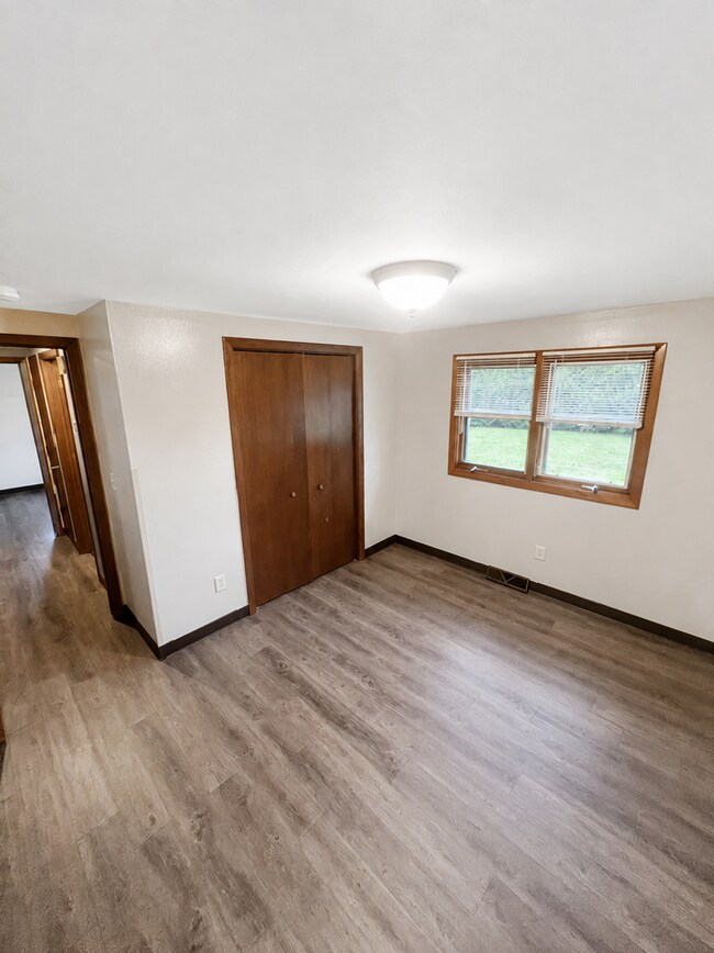 Photo - 607-701 Woodbine Ave Unit 701