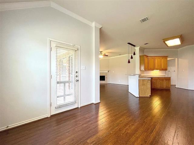 Photo - 1418 Kingsley Dr