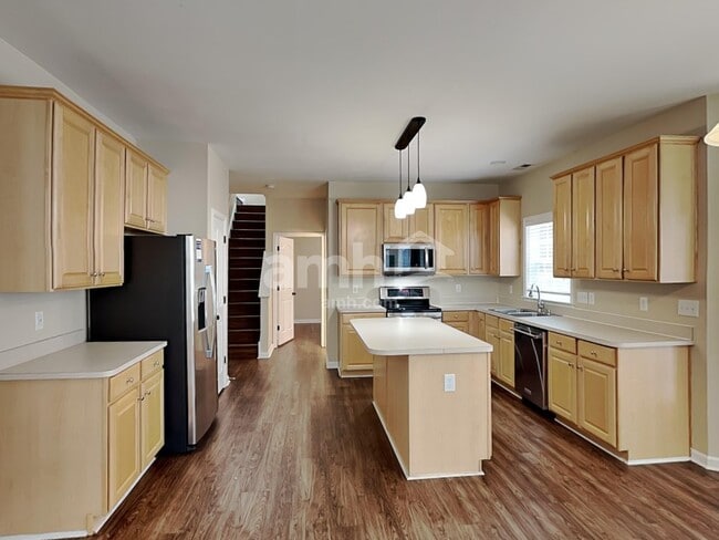 Photo - 7355 Sedgebrook Dr W