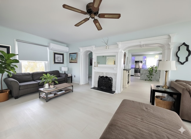 Photo - 2 Narragansett Ave