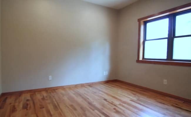 308 9th Ave