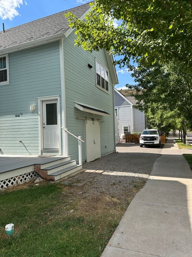 Building Photo - 1608 Crawford Way Unit ADU