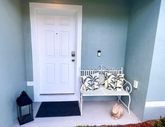 Photo - 1348 SE Bayharbor St