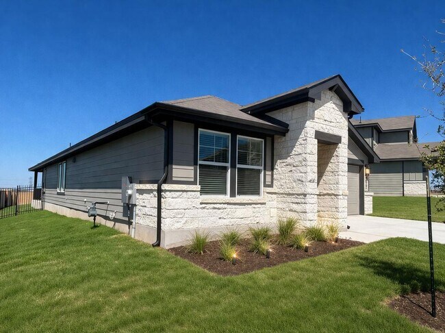 Photo - 5000 Stockton Ln