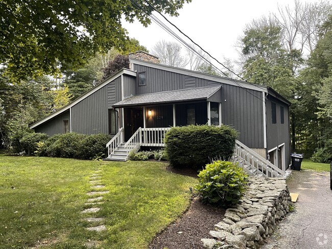 Building Photo - 329 Norfolk Rd Rental