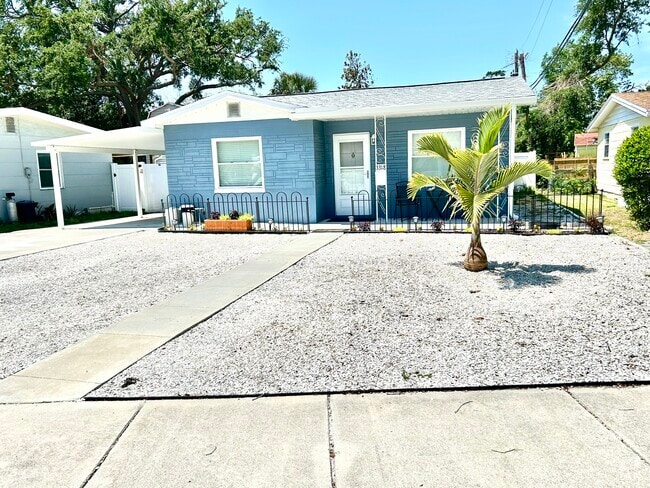 Building Photo - 3318 Boca Ciega Dr N Rental