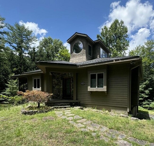 Building Photo - 1101 Wildlife Trail
