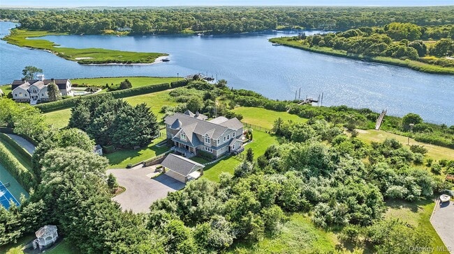 Photo - 61A S Bay Ave