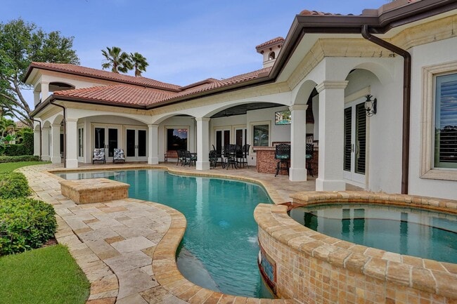 Photo - 18669 SE Palm Island Ln