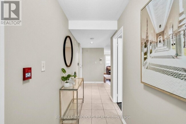 Photo - 669A Warden Ave.