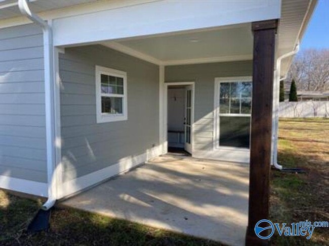 Photo - 2905 9th Ave SW