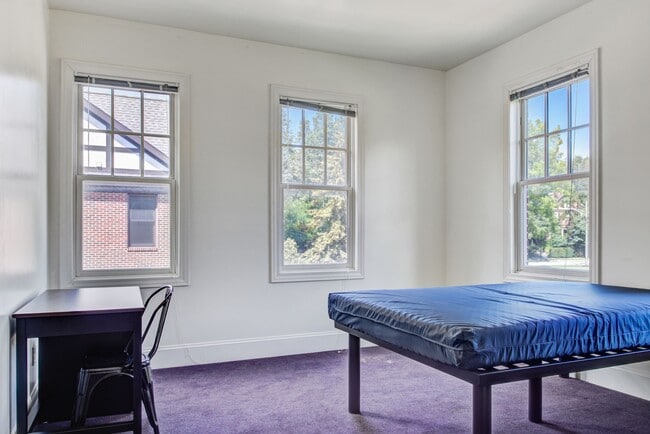 Photo - Victors Place