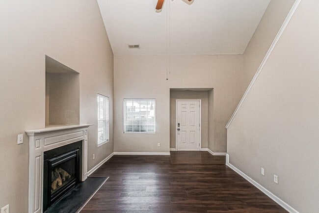 Photo - 1017 Early Rise St