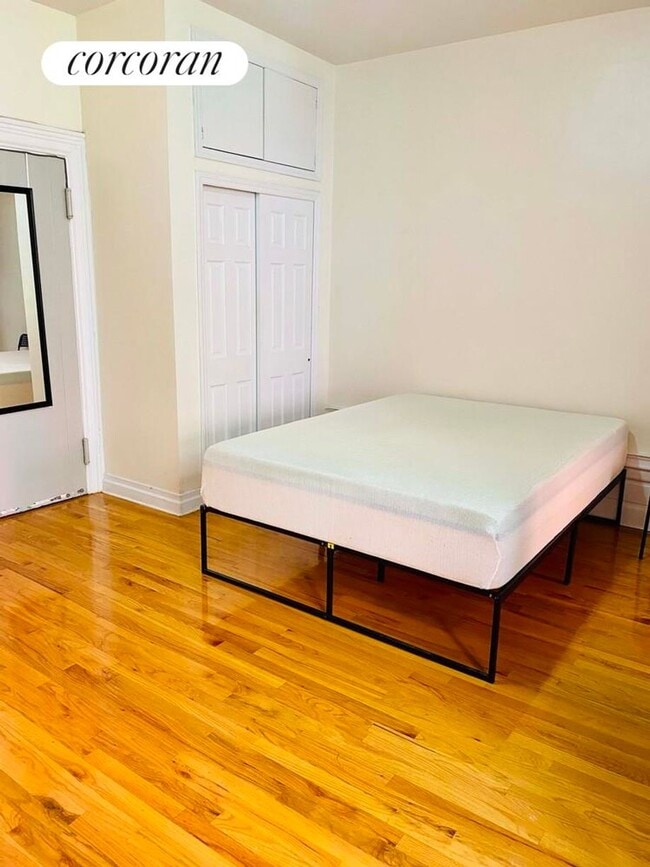 Photo - 529 W 150th St