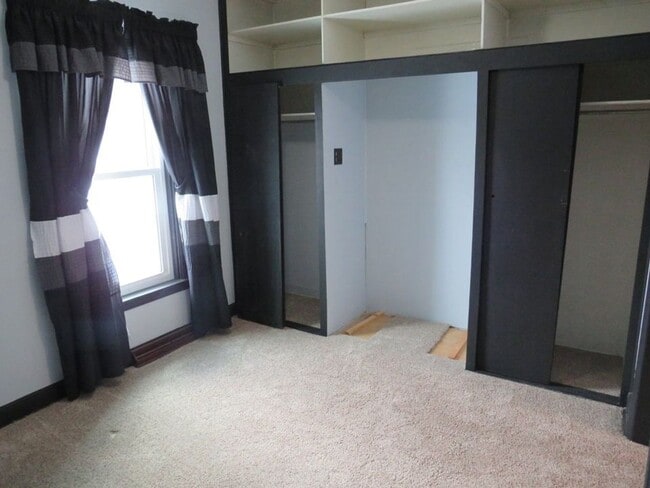 Photo - 3220 Primrose St