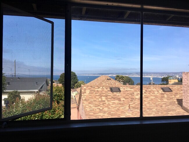 Photo - 456 Oak St Unidad H