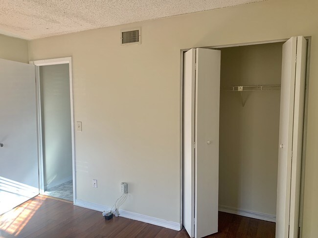 Photo - 4293 Melissa Ct W Townhome