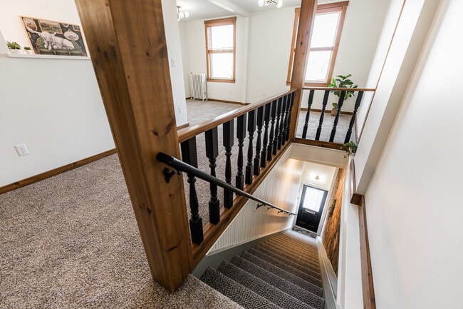 Photo - 318 W State St Unidad 318