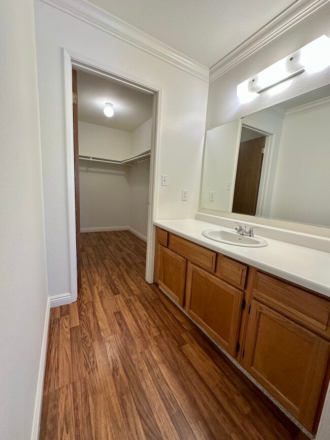 Master Bathroom - 5460 Concord Blvd Unit B4