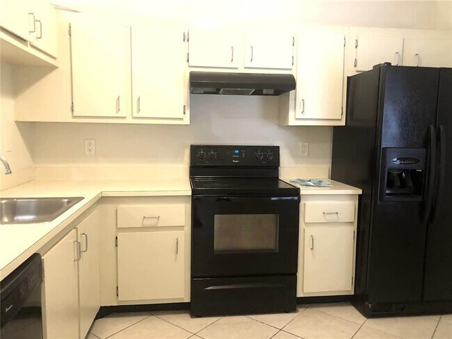 Photo - 6080 NW 92nd Ave