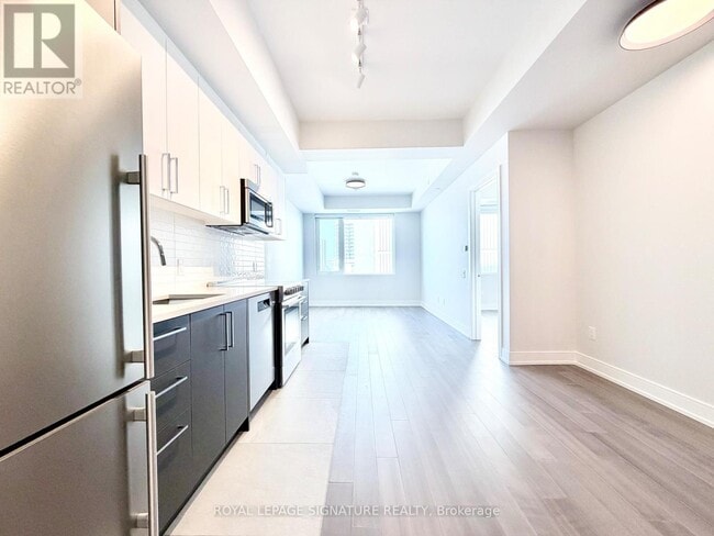 Photo - 664 Spadina Ave. Unité 703