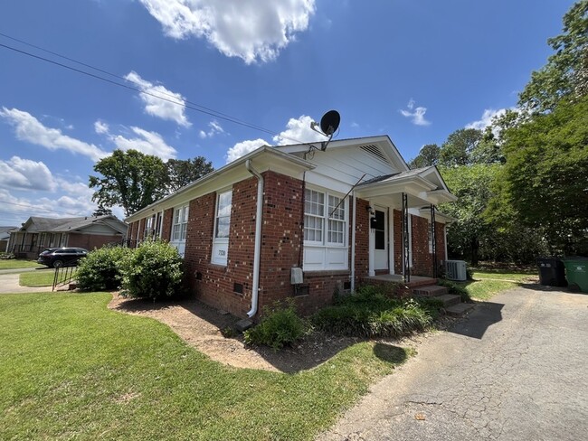 Photo - 7320 Briardale Dr Rental